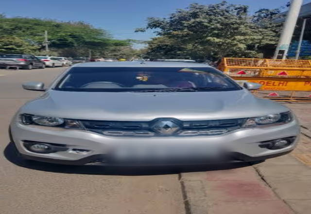 https://images10.gaadi.com/usedcar_image/4472206/original/95f15670-772f-4326-bac5-6a77726ce8ef.?imwidth=6400