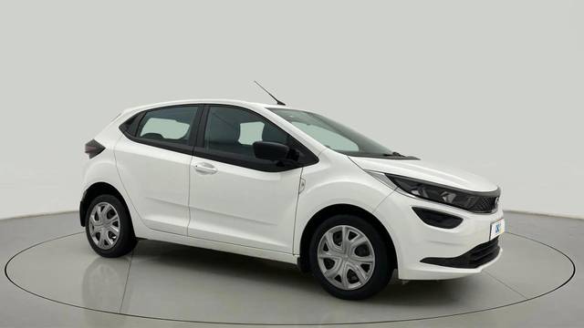 https://images10.gaadi.com/usedcar_image/4472423/original/94f55f2a191fe8cf73f7be7a12fc2ec4.jpg?imwidth=6400