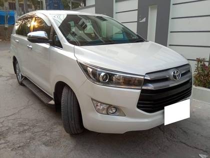 Toyota Innova Crysta 2.8 GX AT BSIV Toyota Innova Crysta 2.8 GX AT BSIV