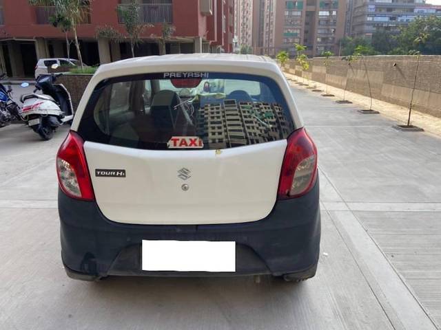 https://images10.gaadi.com/usedcar_image/4472729/original/processed_13593e52-7adf-4bfb-8dee-fa8626483f80.jpg?imwidth=6401