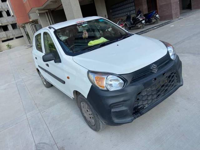 https://images10.gaadi.com/usedcar_image/4472729/original/processed_4940e515-e998-4a85-a65d-4e0c252c4a5c.jpg?imwidth=6400