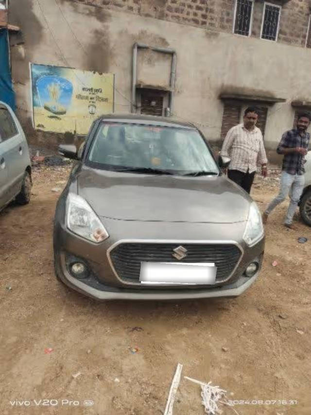 https://images10.gaadi.com/usedcar_image/4473103/original/processed_ca7ccf38-4844-42a5-adb6-29339943bdd6.png?imwidth=6401