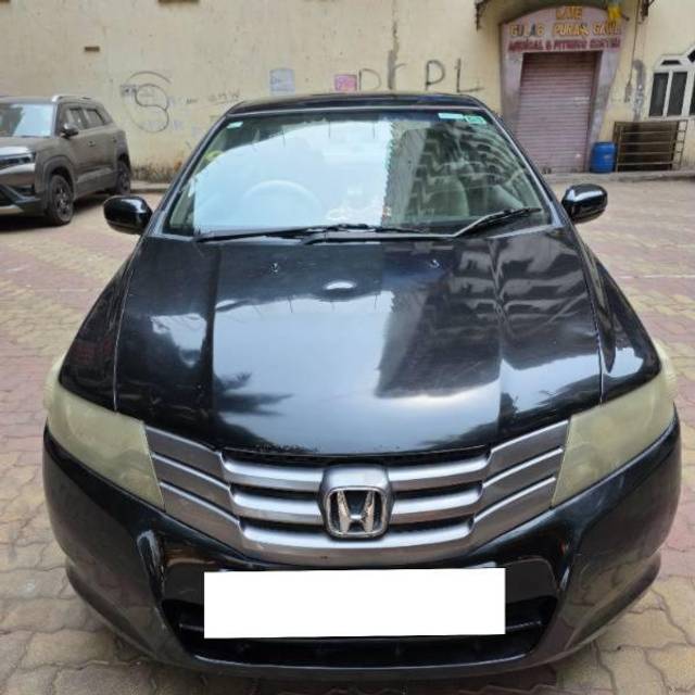 https://images10.gaadi.com/usedcar_image/4473229/original/processed_3e5bc34e-63e2-4658-9abd-60ec4b127463.jpg?imwidth=6401