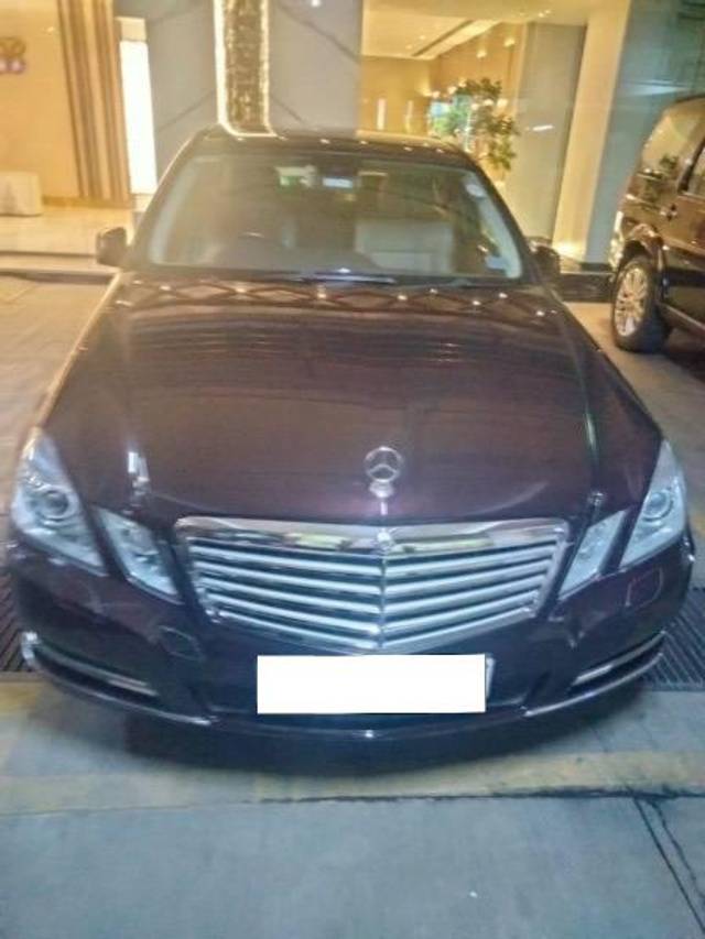 https://images10.gaadi.com/usedcar_image/4473466/original/processed_f846fb20-013c-43a9-81d5-3ec8d9ebda63.jpg?imwidth=6402