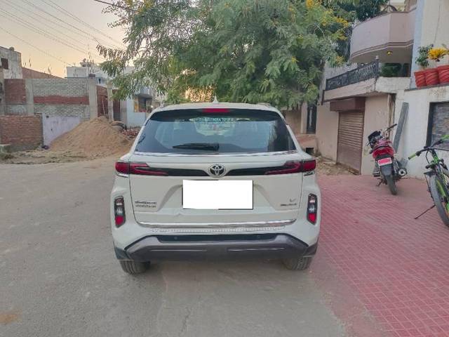 https://images10.gaadi.com/usedcar_image/4473487/original/processed_4228cd78-1fd1-4bb7-90f7-a4f6266d13d7.jpg?imwidth=6401