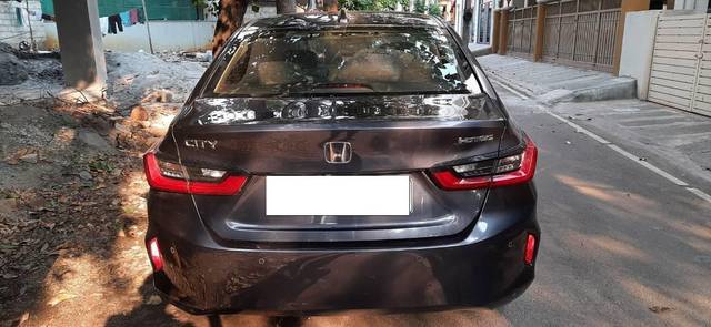 https://images10.gaadi.com/usedcar_image/4473782/original/processed_013ad118-6d06-41ae-bdc5-ffd53baf3fc3.jpg?imwidth=6401