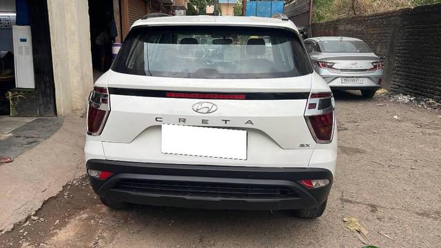 https://images10.gaadi.com/usedcar_image/4474176/original/processed_1c8128fd-be36-470e-92df-0adc6a84409e.jpg?imwidth=6402
