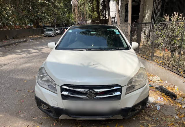 https://images10.gaadi.com/usedcar_image/4474306/original/6976dd37-4a26-4cc1-a0d8-c29076d1fd20.?imwidth=6400