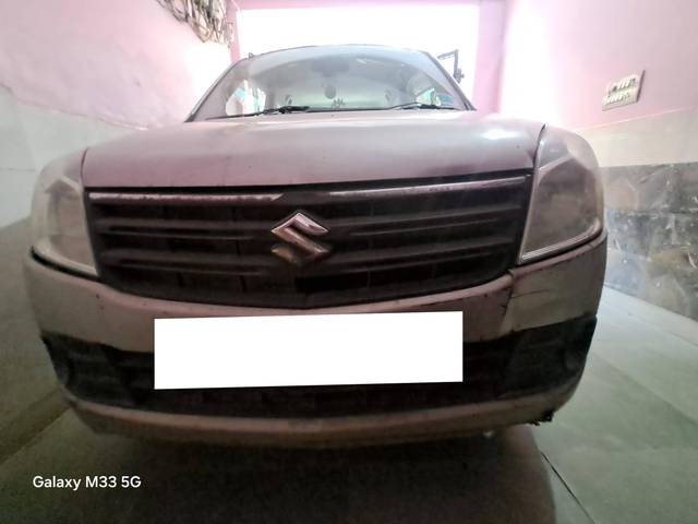 https://images10.gaadi.com/usedcar_image/4474354/original/processed_8d0b2ef1-3928-41a6-be03-a6f86c24af1b.jpg?imwidth=6400