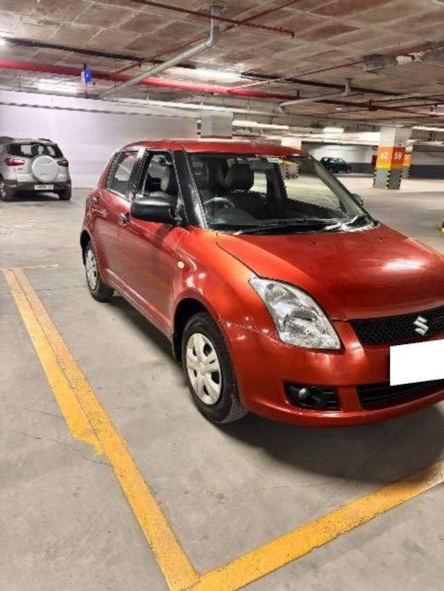 https://images10.gaadi.com/usedcar_image/4474655/original/processed_93ae1fde-de5e-4745-a591-1934e8da6581.jpeg?imwidth=6400