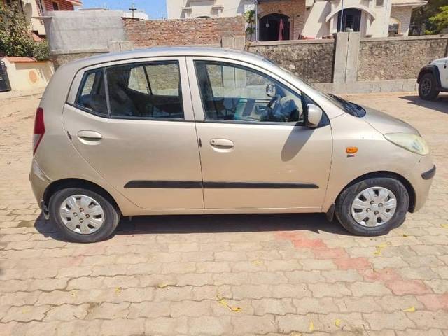 https://images10.gaadi.com/usedcar_image/4474700/original/processed_e5029e3b-67f7-4656-8f22-539b34b3ad61.jpeg?imwidth=6401
