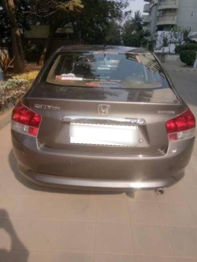 https://images10.gaadi.com/usedcar_image/4474808/original/processed_processed_1c5319ec-5b5d-49b5-a429-f9c69da3e0c3.jpg?imwidth=6402