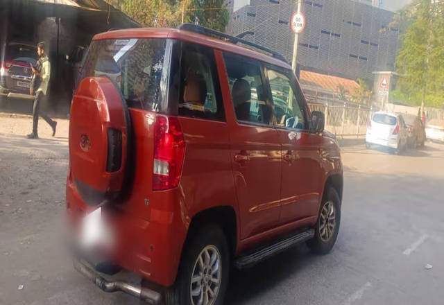 https://images10.gaadi.com/usedcar_image/4474958/original/5ee12ab9-9591-4899-9df0-d91d87c5e4fd.?imwidth=6402