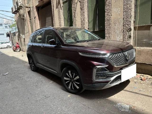 https://images10.gaadi.com/usedcar_image/4475462/original/processed_8f313e9d-56c1-4f84-8491-373a8d7ee563.jpeg?imwidth=6400