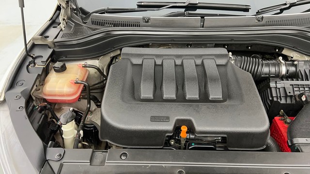 Second-hand 2021 Mahindra XUV700 AX7 6 Str Diesel for sale in Lucknow-37