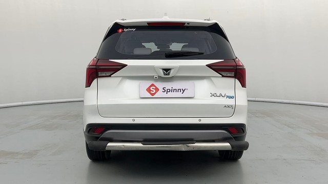 Second-hand 2021 Mahindra XUV700 AX7 6 Str Diesel for sale in Lucknow-4