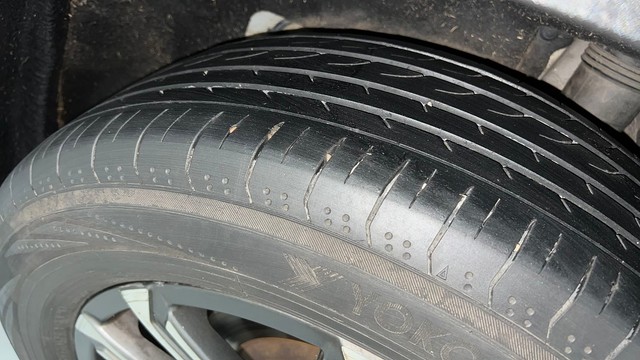 Second-hand 2021 Mahindra XUV700 AX7 6 Str Diesel for sale in Lucknow-33