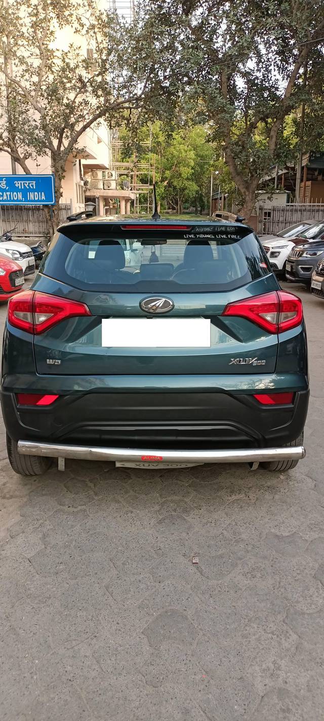 https://images10.gaadi.com/usedcar_image/4476159/original/processed_1411358d686239e646237bc9167b7adb.jpg?imwidth=6401