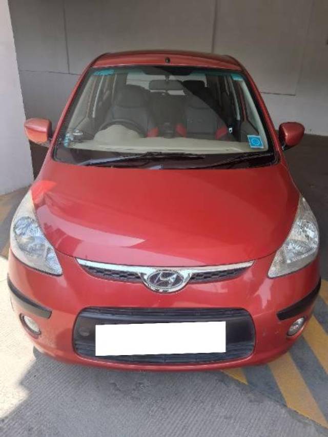 https://images10.gaadi.com/usedcar_image/4476383/original/processed_c5cbbf88-fe31-4069-afae-93ff118c01c4.jpg?imwidth=6402