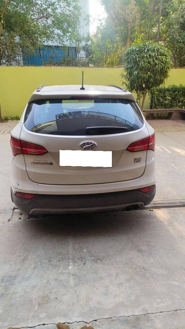 https://images10.gaadi.com/usedcar_image/4476861/original/processed_5ccfc957-ed56-41f1-908f-cd29b8d4e2a5.jpg?imwidth=6401