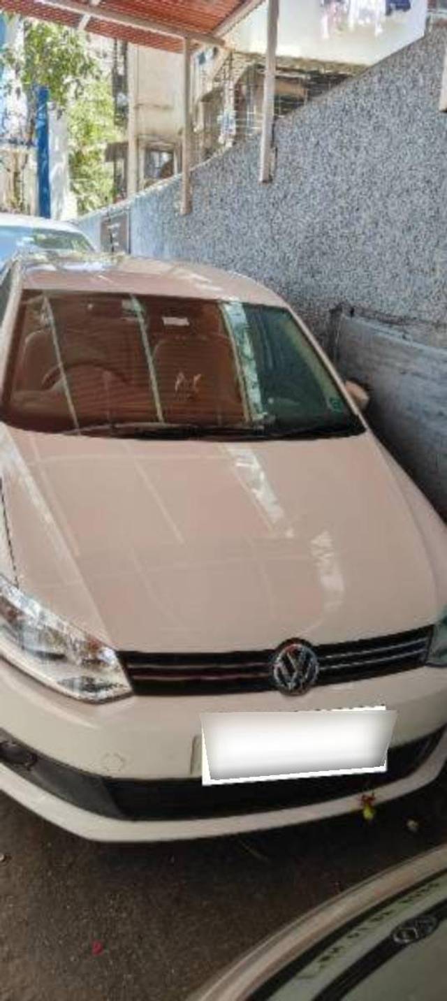 https://images10.gaadi.com/usedcar_image/4477043/original/processed_processed_processed_b09afe0a-791c-4e16-be5a-dc72684dee6b.jpg?imwidth=6402