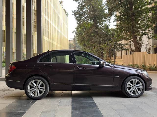 https://images10.gaadi.com/usedcar_image/4477119/original/1257027be74ab31b7c96f108b373b6a7.jpg?imwidth=6401