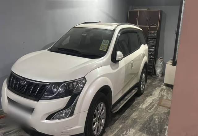 https://images10.gaadi.com/usedcar_image/4477123/original/b9f38c4f-54e1-426c-9bf1-3f1109ee6cdf.?imwidth=6400