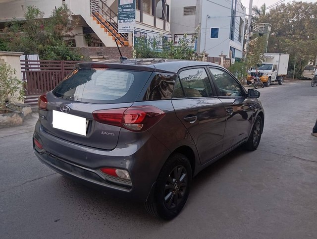 Second-hand 2020 Hyundai i20 Sportz Plus for sale in Ongole-6
