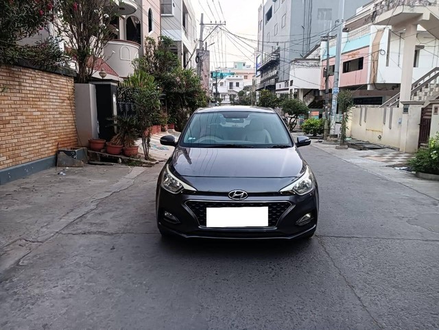 Second-hand 2020 Hyundai i20 Sportz Plus for sale in Ongole-4