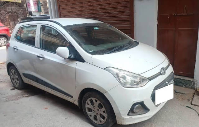 https://images10.gaadi.com/usedcar_image/4477472/original/1aa2dea4-ee31-42ea-8854-16b2b885c05b.png?imwidth=6400