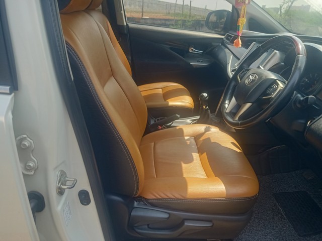 Second-hand 2019 Toyota Innova Crysta 2.4 VX MT BSIV for sale in Ongole-9