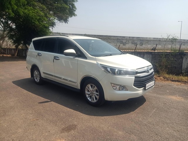 Second-hand 2019 Toyota Innova Crysta 2.4 VX MT BSIV for sale in Ongole-4