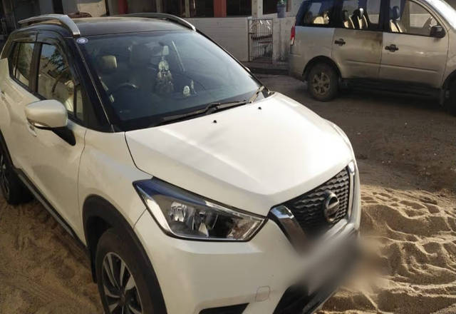 https://images10.gaadi.com/usedcar_image/4477729/original/ca016686-a3a3-460c-912d-cf487494ffaa.?imwidth=6400