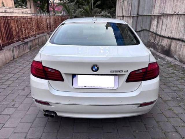 https://images10.gaadi.com/usedcar_image/4477739/original/processed_5fdff7a33c598336ef4601cc58c9fb09.jpeg?imwidth=6401
