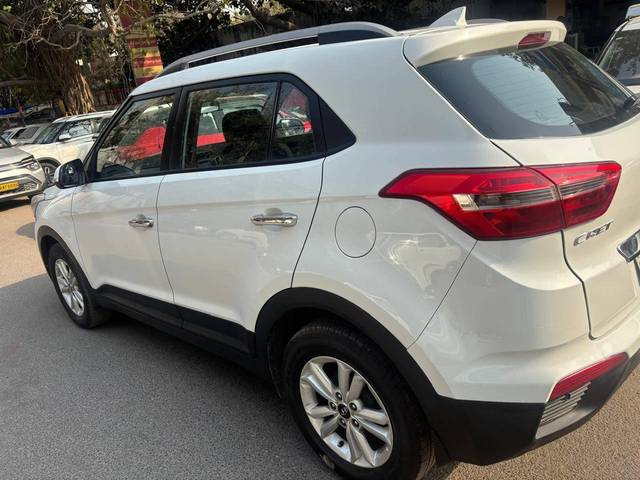 https://images10.gaadi.com/usedcar_image/4477755/original/processed_7da5c97eeae59b3c0edf896bf98315f1.jpeg?imwidth=6402