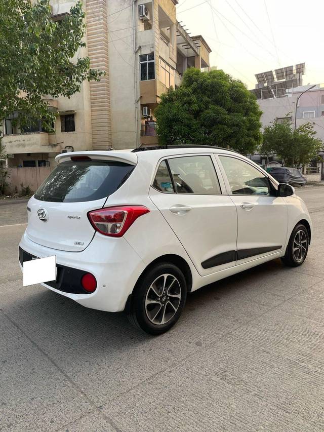 https://images10.gaadi.com/usedcar_image/4477880/original/processed_c4ff7309b5cb6328cb30d61d4c24ec8d.jpg?imwidth=6401
