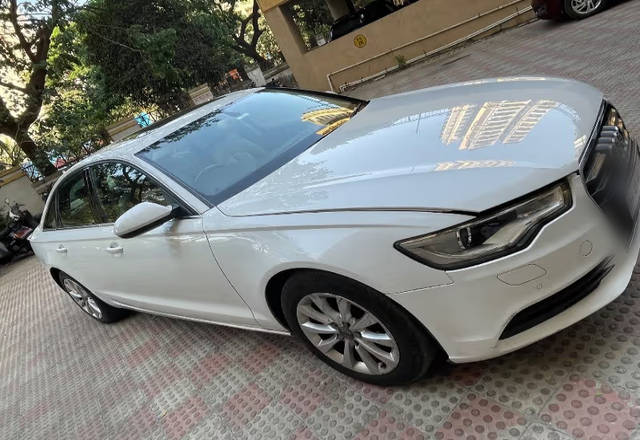 https://images10.gaadi.com/usedcar_image/4478014/original/30d08e76-37c1-4e94-8a95-5ace6983eef4.?imwidth=6400
