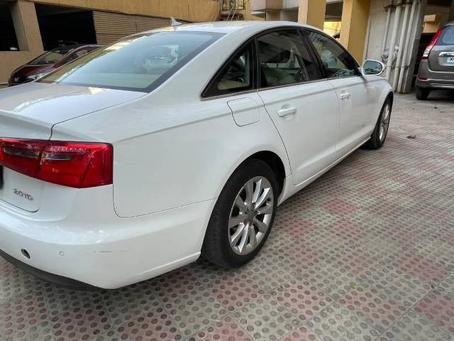 https://images10.gaadi.com/usedcar_image/4478014/original/processed_120643c0-b7ff-41a1-b92a-fc9c5f2dd4d4.jpeg?imwidth=6402