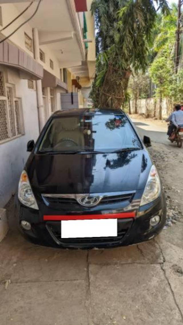 https://images10.gaadi.com/usedcar_image/4478124/original/processed_00c5b1bf-c8de-40c4-8974-ea4c48777e28.jpg?imwidth=6400