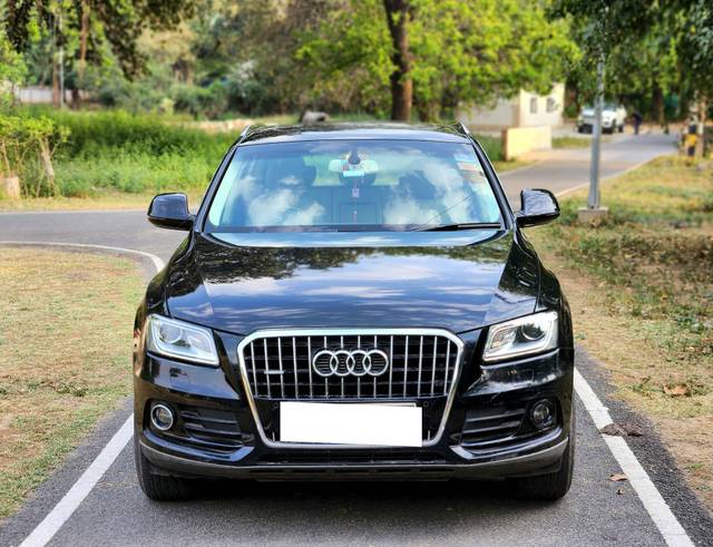 https://images10.gaadi.com/usedcar_image/4478513/original/processed_7489957478f355555650a972e7425d78.jpg?imwidth=6400