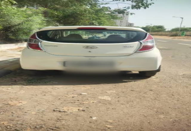 https://images10.gaadi.com/usedcar_image/4478567/original/7a603491-f5b7-406c-805d-f298003bee8b.?imwidth=6400