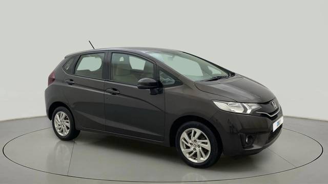 https://images10.gaadi.com/usedcar_image/4479024/original/fa6f9977369762de8d49be5d75f29345.jpg?imwidth=6400