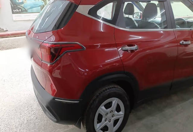 https://images10.gaadi.com/usedcar_image/4479111/original/430d1611-585d-403b-9e8c-270b97b382f9.?imwidth=6402