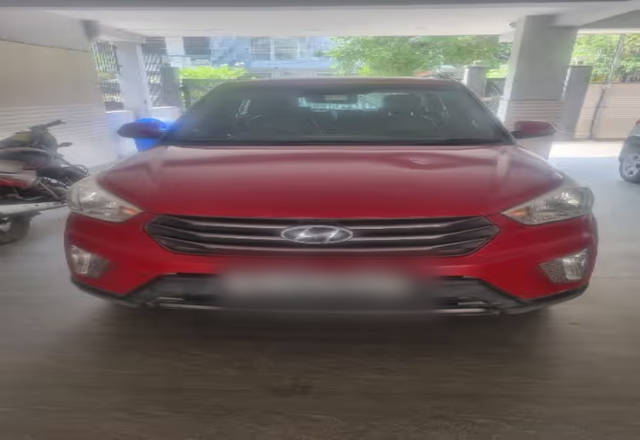 https://images10.gaadi.com/usedcar_image/4479263/original/abdc0ee8-01ed-4b2a-8652-ed7d0310489f.?imwidth=6400