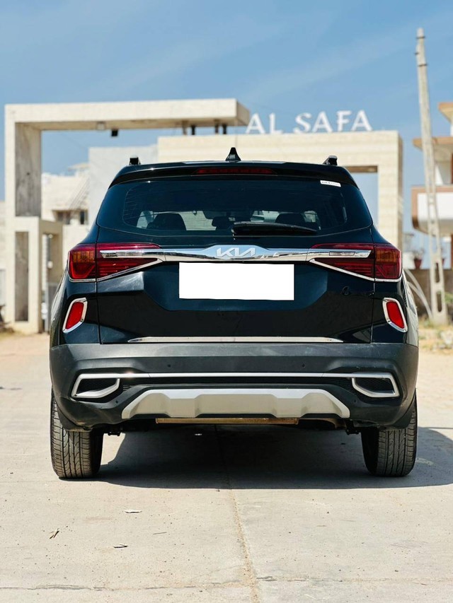 Second-hand 2023 Kia Seltos HTX for sale in Sabarkantha-10