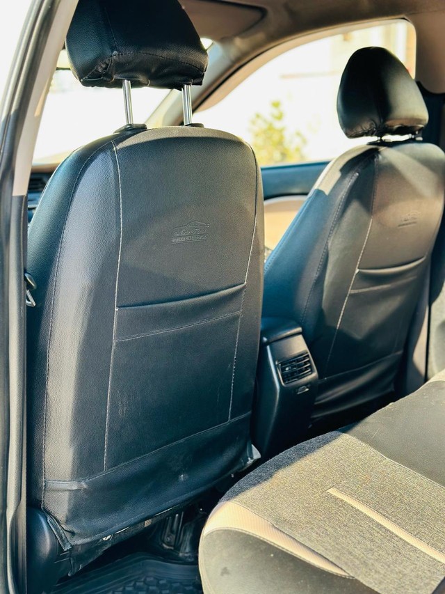 Hyundai i20 Sportz Option 1.2 Second-hand 2015 Hyundai i20 Sportz Option 1.2 for sale in Sabarkantha-9