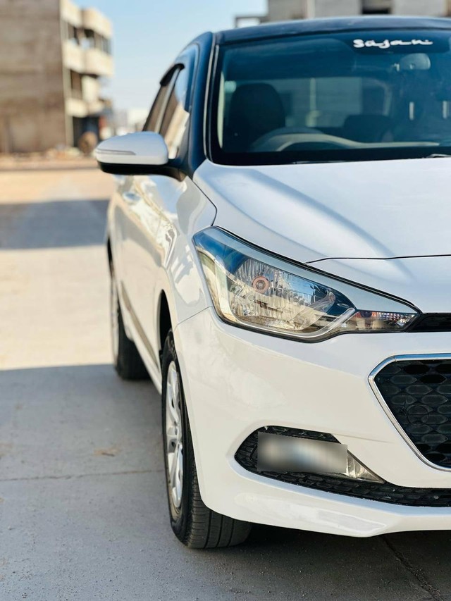 Hyundai i20 Sportz Option 1.2 Second-hand 2015 Hyundai i20 Sportz Option 1.2 for sale in Sabarkantha-15