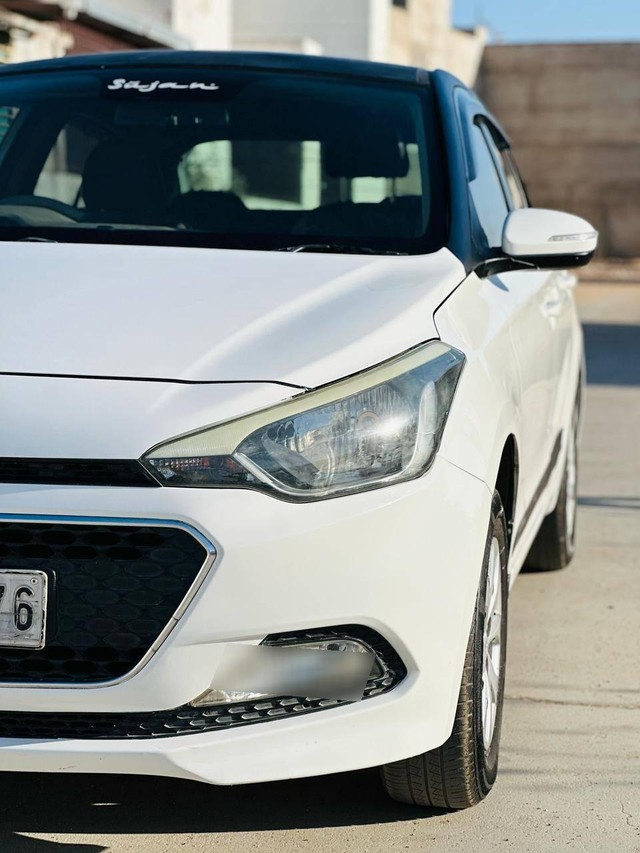 Hyundai i20 Sportz Option 1.2 Second-hand 2015 Hyundai i20 Sportz Option 1.2 for sale in Sabarkantha-6