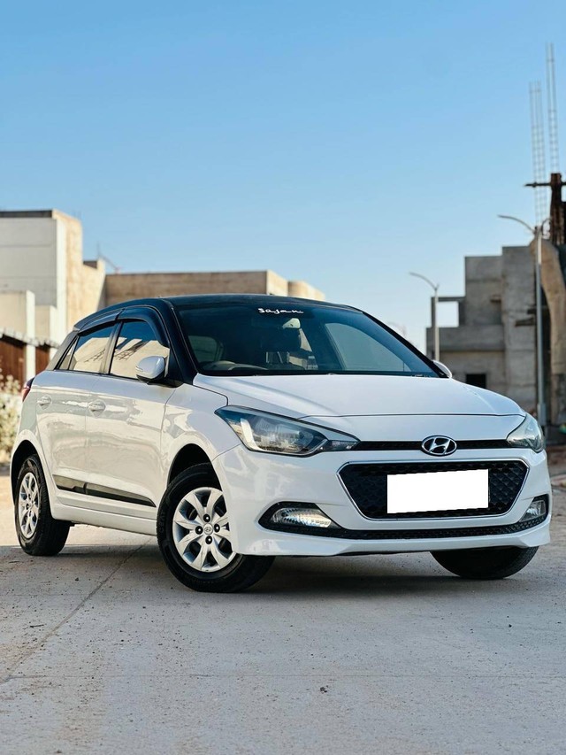Hyundai i20 Sportz Option 1.2 Second-hand 2015 Hyundai i20 Sportz Option 1.2 for sale in Sabarkantha-20
