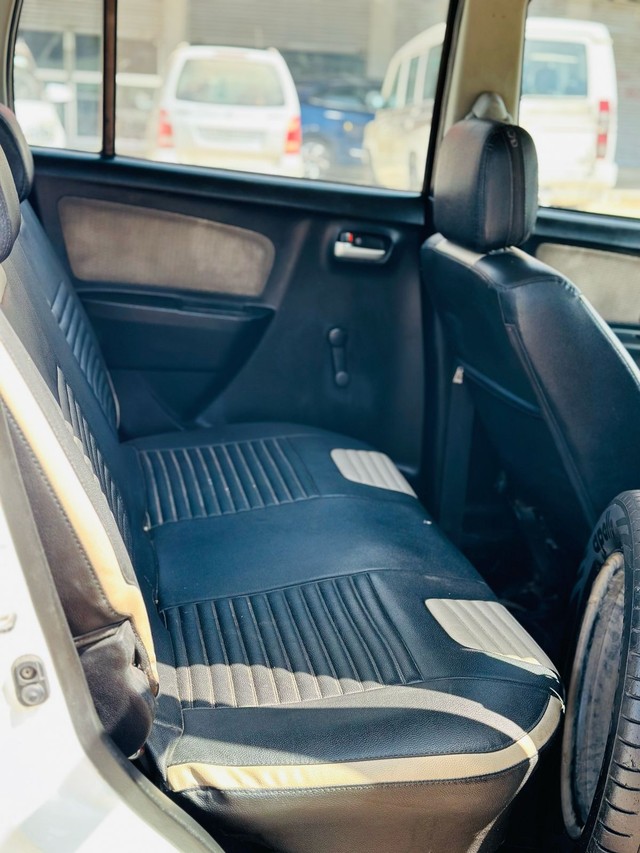 Second-hand 2017 Maruti Wagon R Stingray LXI Optional for sale in Sabarkantha-17